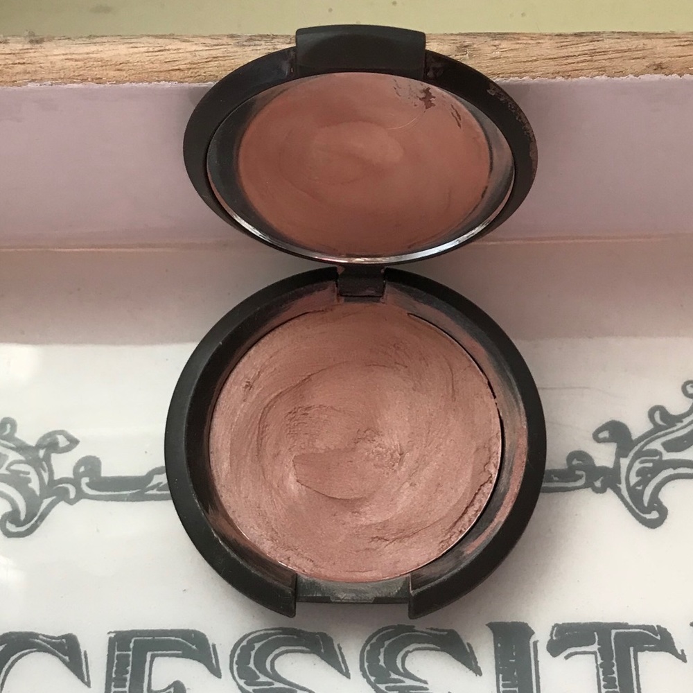 Becca Shimmering Skin Perfector